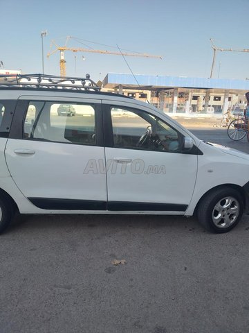 داسيا لودجي 