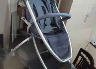 poussette la marque Be cool 