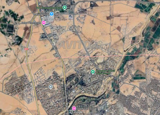 Terrain zone commercial et zone villa