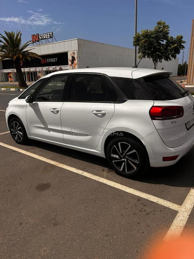 Voiture Citroën C4 Picasso Diesel 2019 