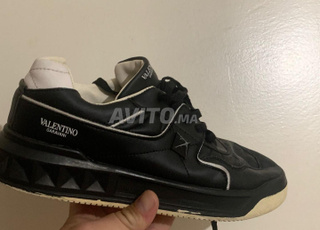 valentino garavani 42 authentique 