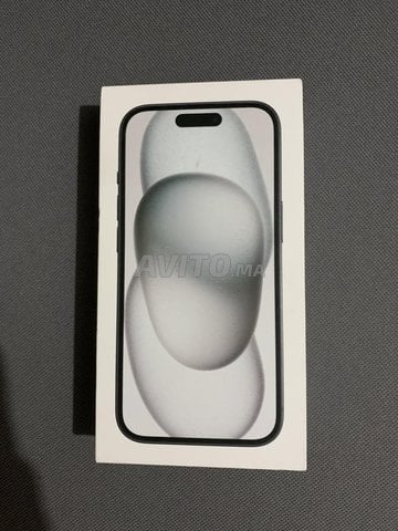 iphone 15 noir 128Gb neuf scellé 