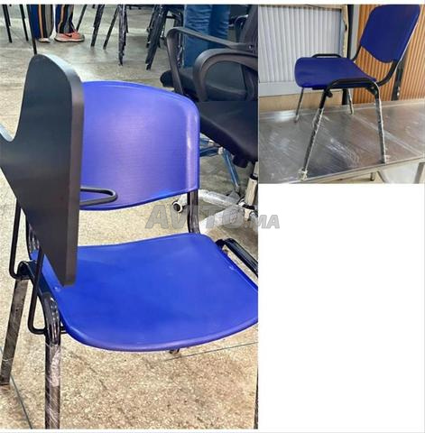 Chaise avec écritoire pour concours ou examens