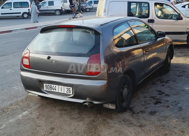 Mitsubishi Colt Essence Manuelle 1999 à Essaouira