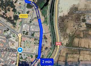 منزل من ثلات طوابق للبيع