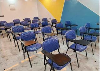 Chaise Iso Et Les Chaise Avec Écritoire Promo