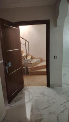 Appartement à louer 65 m² à Ait Melloul - 2