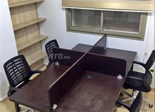 bureau open space pour le travaill collective