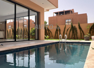 villa d un particulier 4ch et 4 sdb