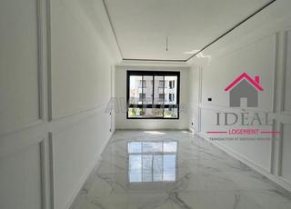 شقة للإيجار غير مفروشة 100 متر مربع في عين الدياب