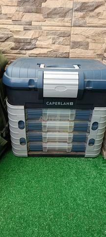 Boite XL AVEC DIVERS LEURRES NEUFS