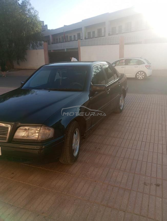 Mercedes-Benz 250 Diesel Manuelle 1996 à Salé