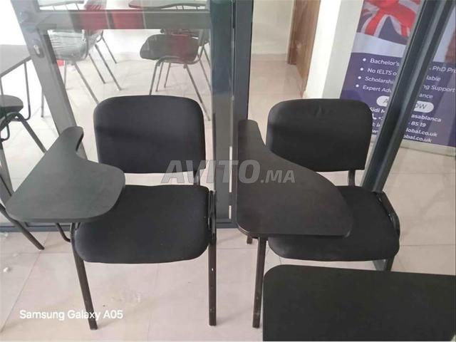 LES CHAISES ÉCRITOIRE A 