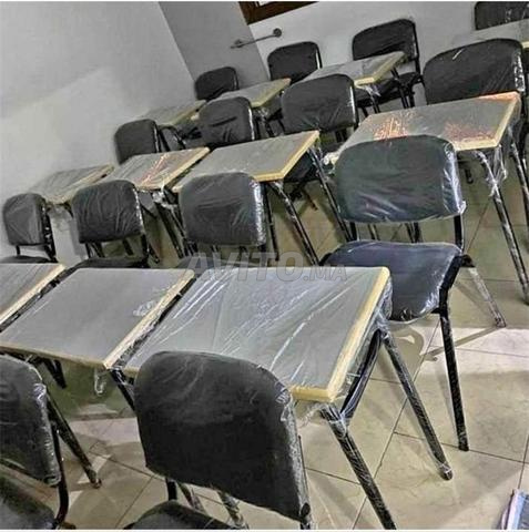 table chaise semi métallique et en tissu  