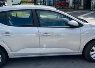 DACIA SANDERO ESSENCE MODEL 2024