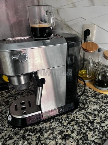 machine a cafe delonghi dedica