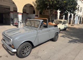 Renault 4 