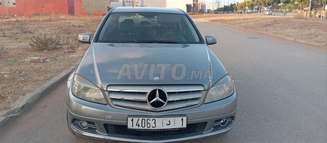 mercedes 1er main depuis la douane