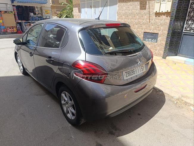 peugeot 208 à vendre 