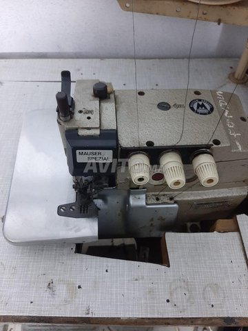 مكينة خياطة Machine à coudre