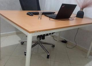 مكتب خشبي فاخر