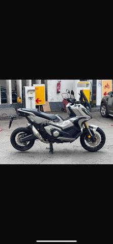  X ADV 750