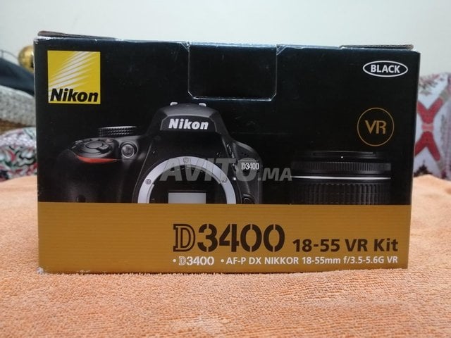 Nikon D3400/18-105 VR