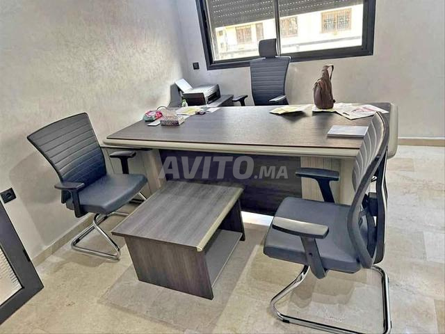 🔥 مكتب وكرسي مستورد… للراحة التي تُلهمك كل يوم