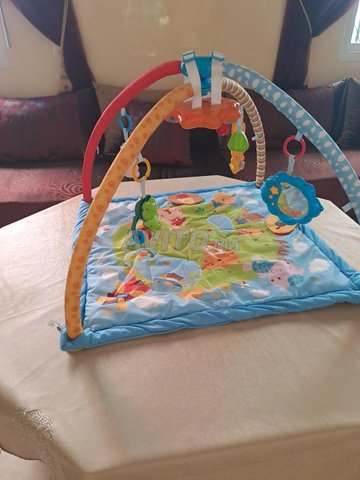 tapis d'éveil vtech à vendre en très bon état