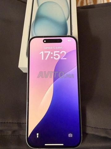 iphone 15 128g état neuf