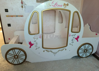 UN LIT CAROSSE POUR VOTRE PRINCESSE