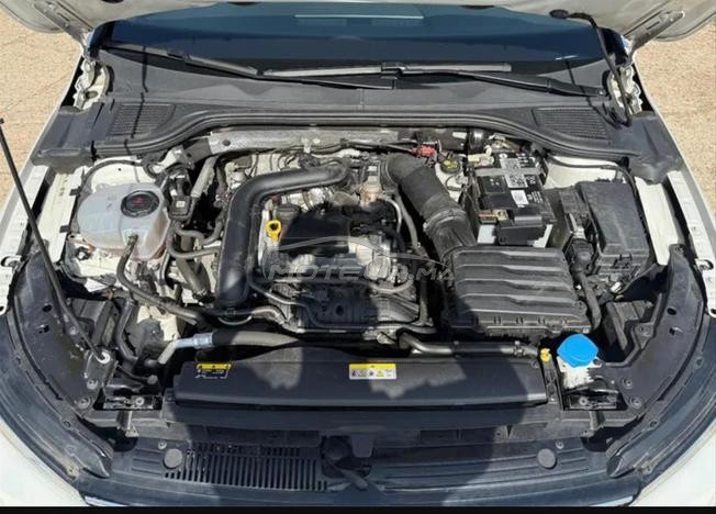 VOLKSWAGEN GOLF 1.0 eTSI Life Business