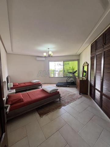 Spacieux appartement meublé 189m2 situé à Hay Riad - 2