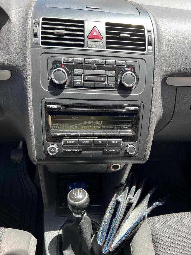 Volkswagen Touran Diesel Manuelle 2013 à Tanger