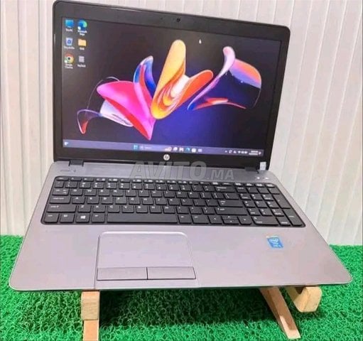 Hp i5 Ram 10 Double Graphique Disc SSDD 