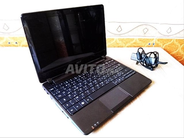 Pc Acer slim wndows10 12pouce 320/4Go exelent etat