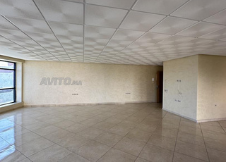 jolie plateaux bureaux vide