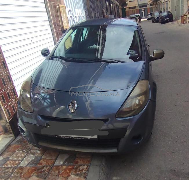 Renault Clio Essence Manuelle 2010 à Tanger