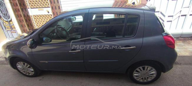 Renault Clio Essence Manuelle 2010 à Tanger