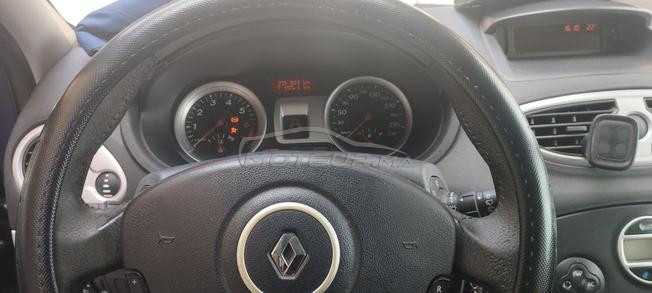 Renault Clio Essence Manuelle 2010 à Tanger
