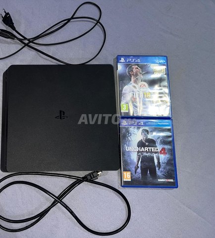 Playstation 4 ba9i n9i online v12.00 m3ah 2 jeux