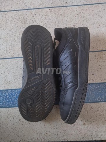 chaussures Adidas 44