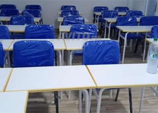 chaise écritoires / ISO table scolaire pupitre 