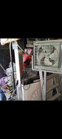 Pompe d'essence en tres bon etat 160 L
