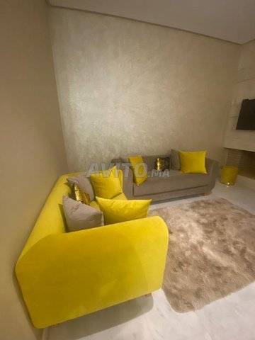 très beau salon moderne 