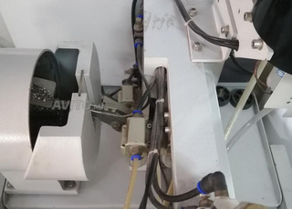 Machine industrielle JACKAR pour poser des perles 