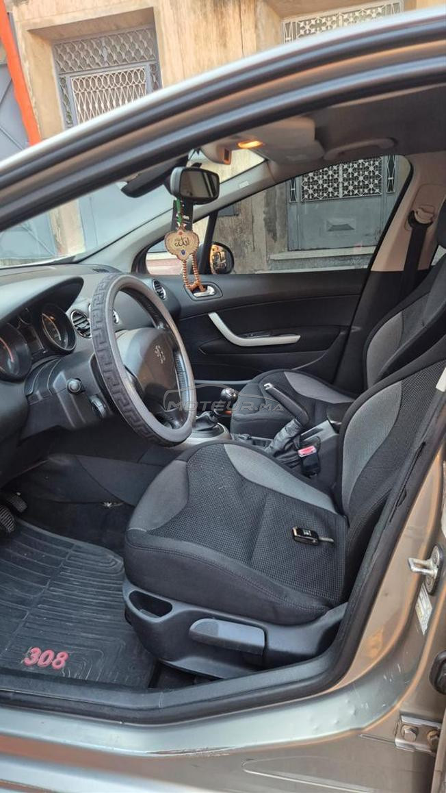 Peugeot 308 Diesel Manuelle 2010 à Tanger