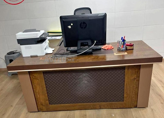 ✨ أضف لمسة فخامة وأناقة لمساحتك  Tabouret de bar 