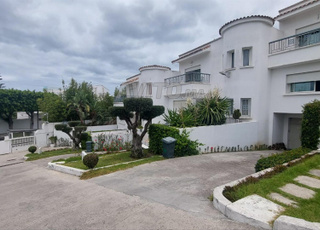 Très Belle Villa avec Piscine à Vendre à Californie