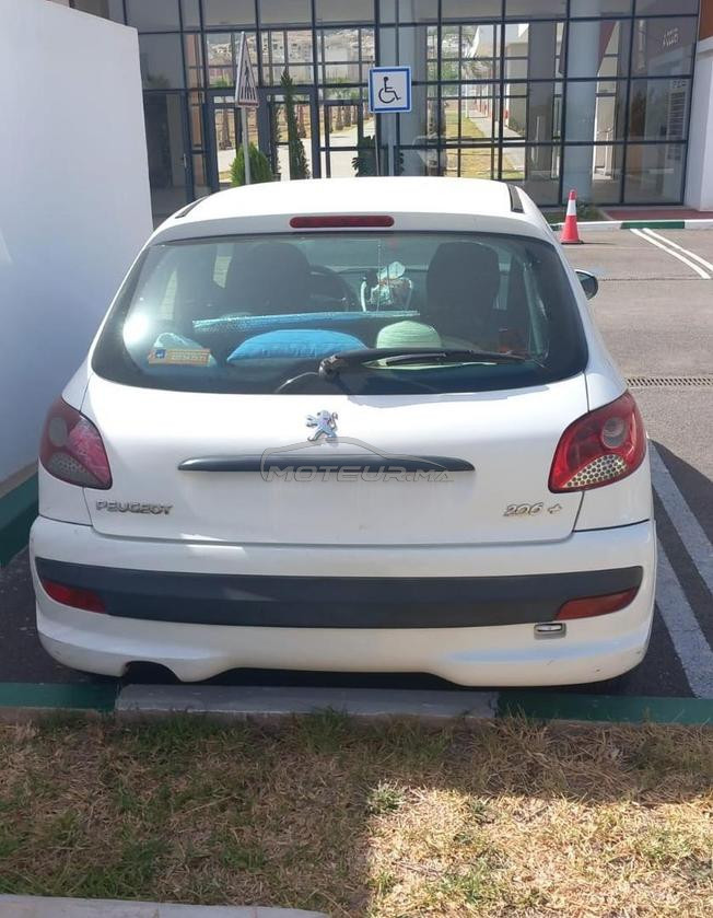 Peugeot 206 Essence Manuelle 2010 à Fès